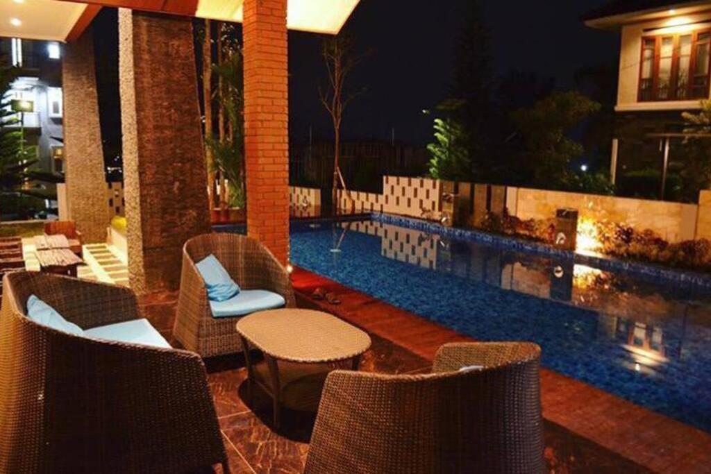 Villa Agro Kusuma Pinus R7 Batu (East Java) Exterior foto